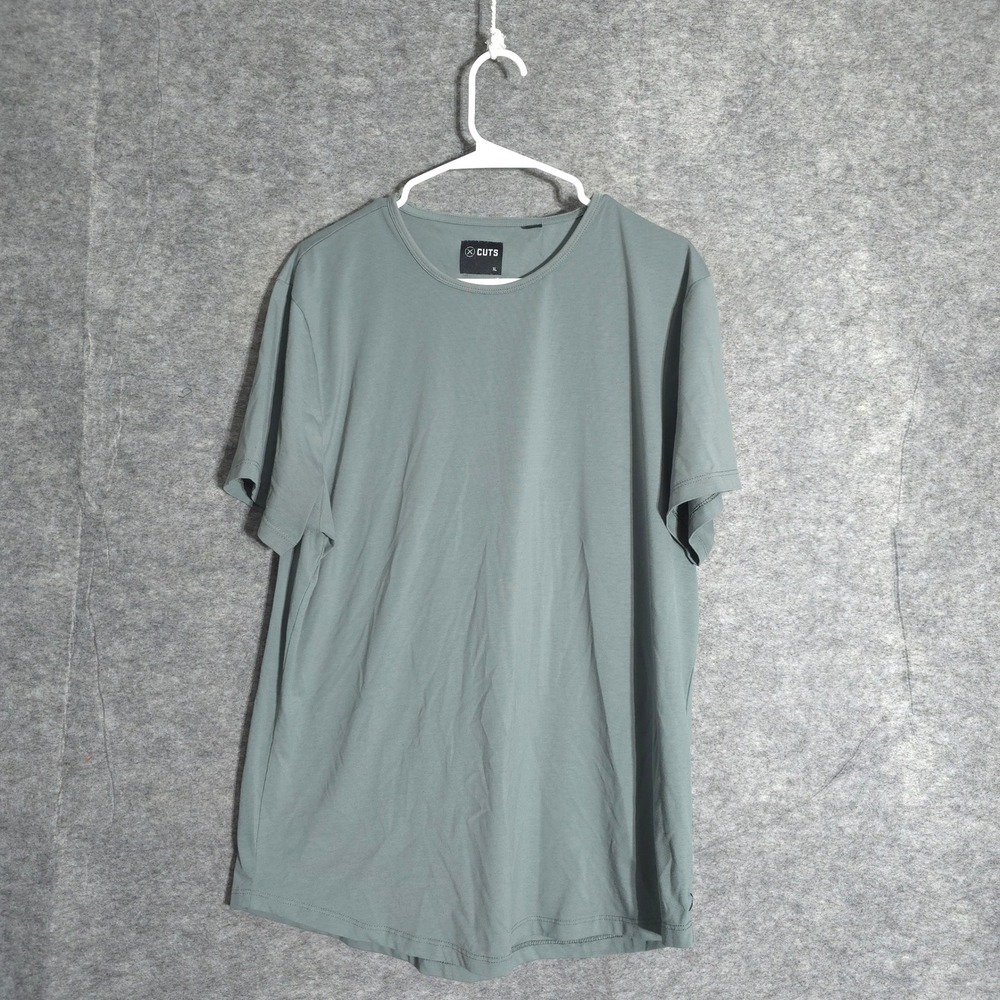 Cuts Pyca Pro Tee Men XL Sage Green Curved Hem Short Sleeve Crew Neck Minimalist